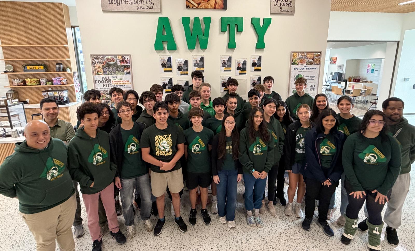 Full team photo of Awtybots